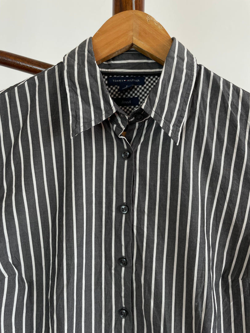 Tommy Hilfiger Vintage Shirt-Bust 34 to 36