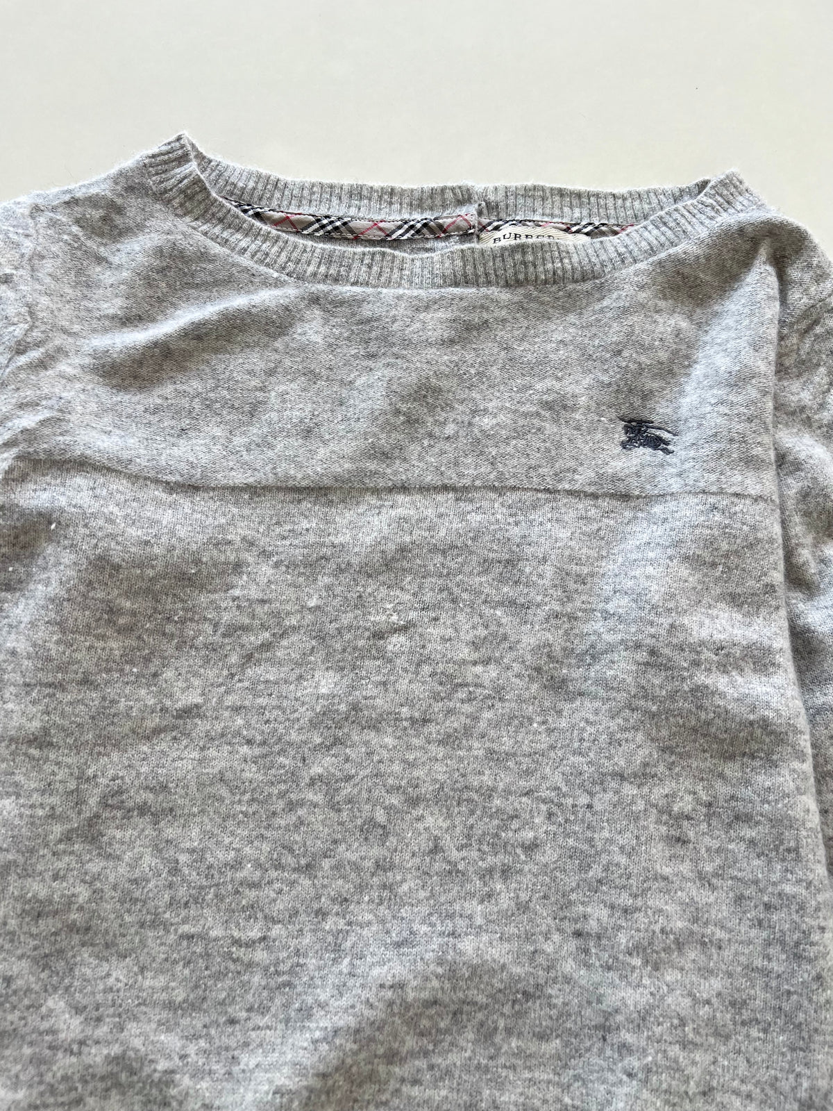 Burberry 100% Wool Vintage Sweater-Bust 38