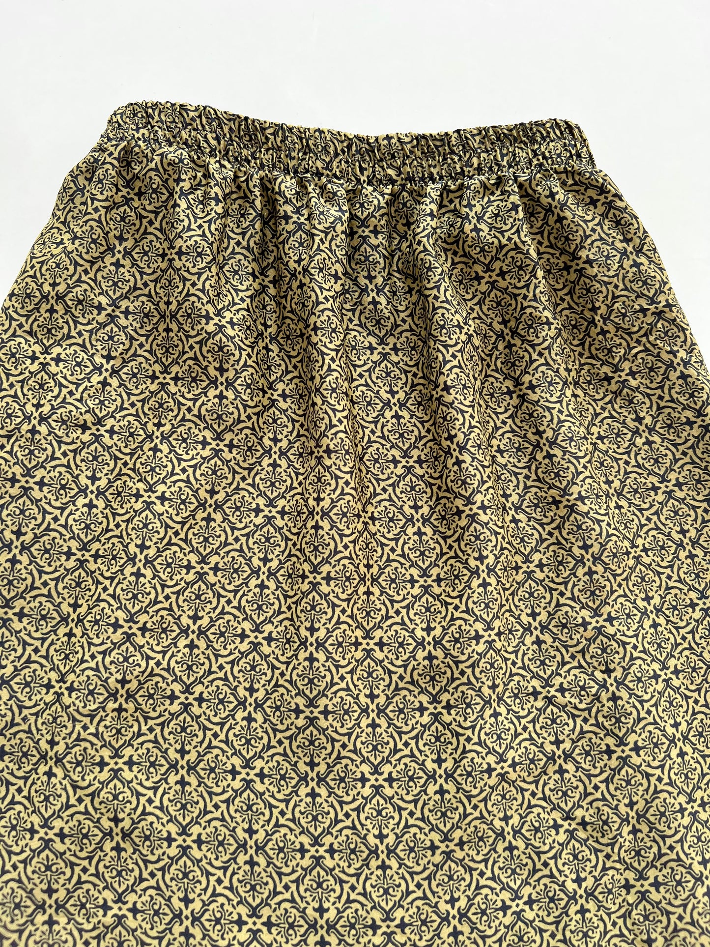 Vintage Skirt-Waist 30 to 34