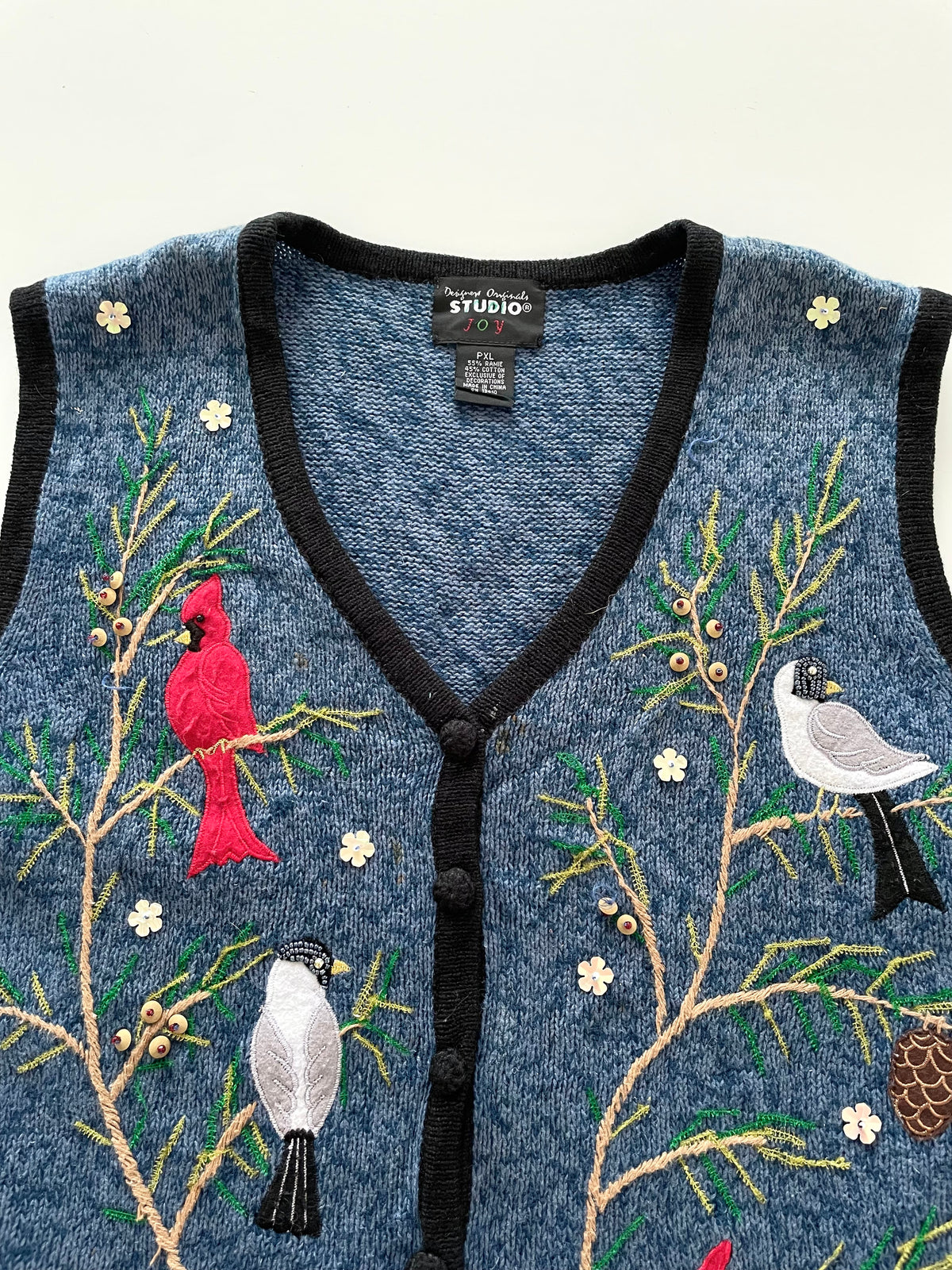 Studio Embroidered Vest Sweater-Bust 44