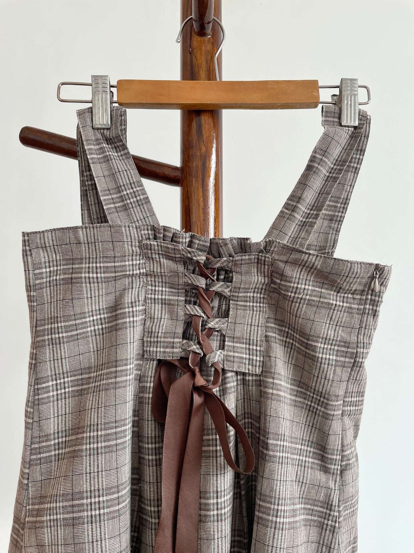 Removable Galace Skirt-Waist 26