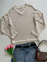 Load image into Gallery viewer, Beige Soft Chunky Sweater-Bust 44
