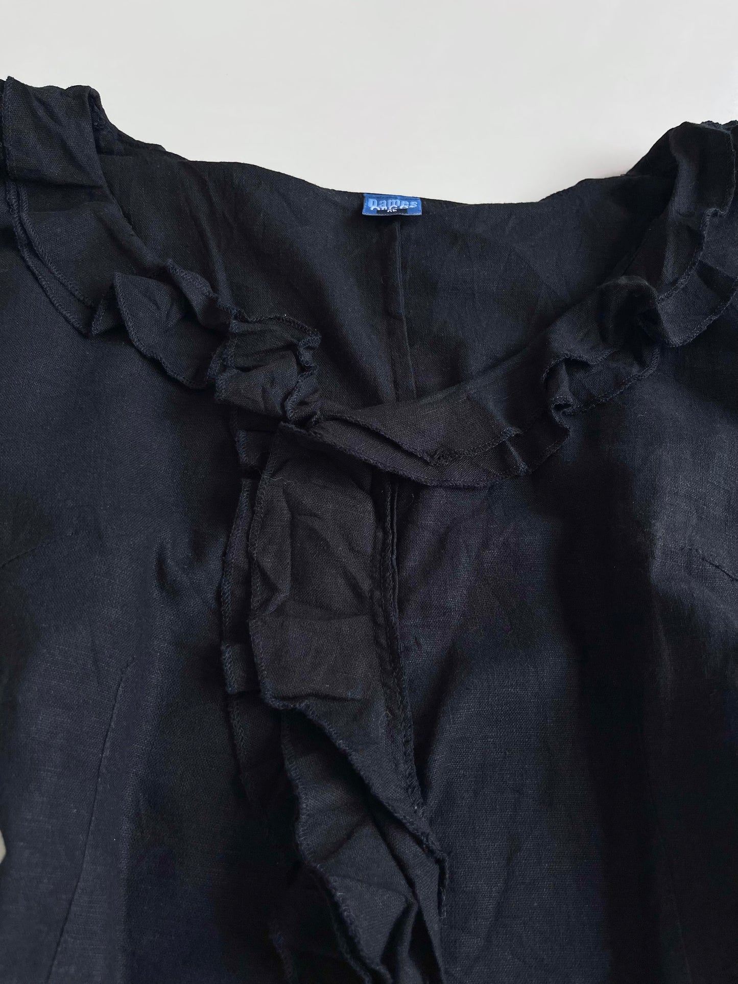 Dames Once Ruffle Black Top-Bust 40