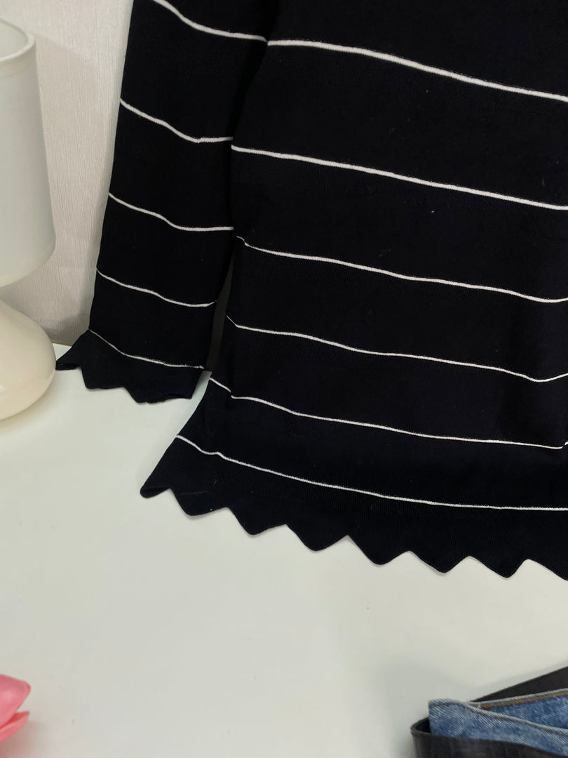 Black Pinstripe Soft Sweater - Bust 32 to 36