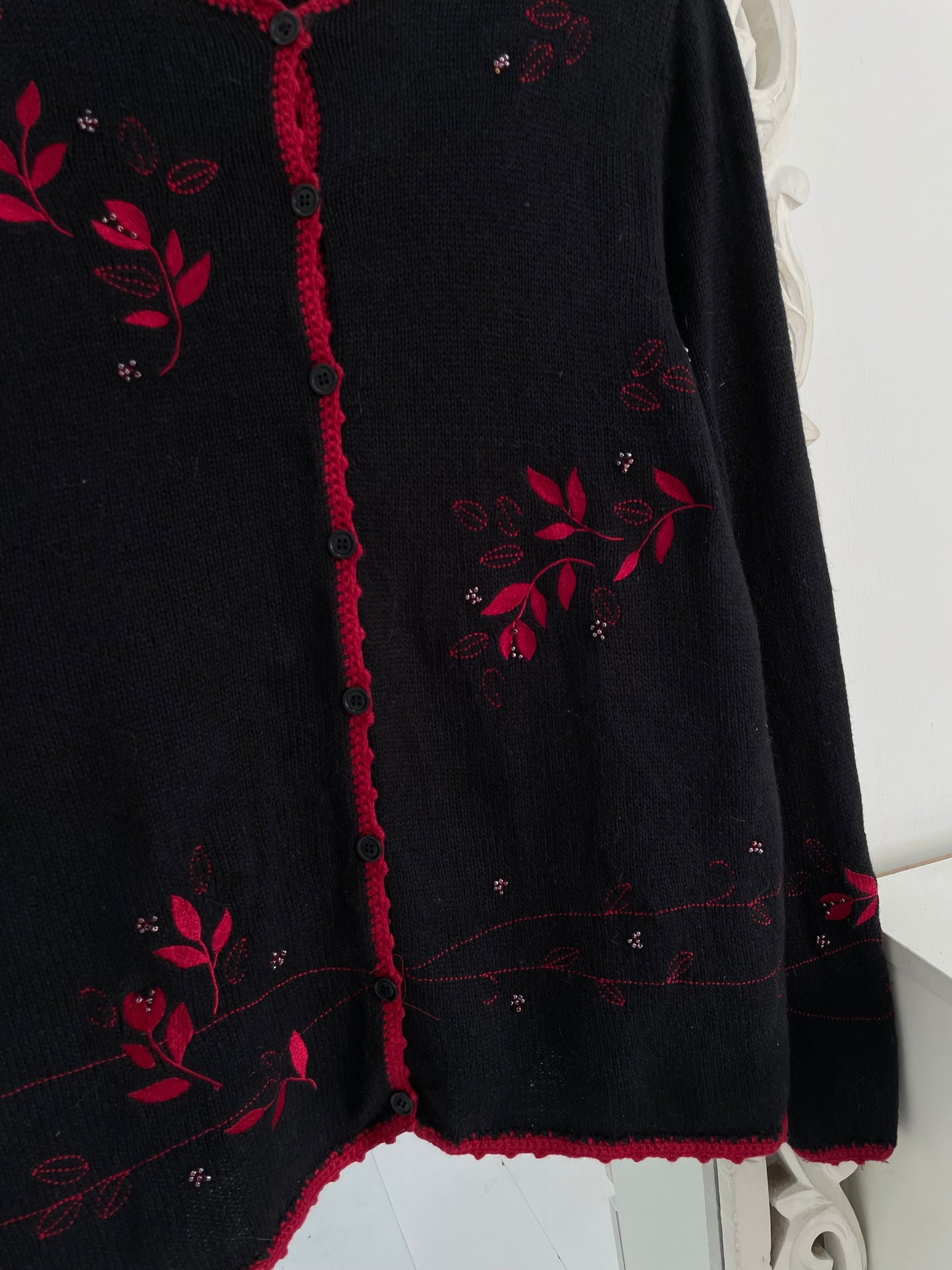 Christopher&banks Embroidered Vintage Sweater-Bust 44