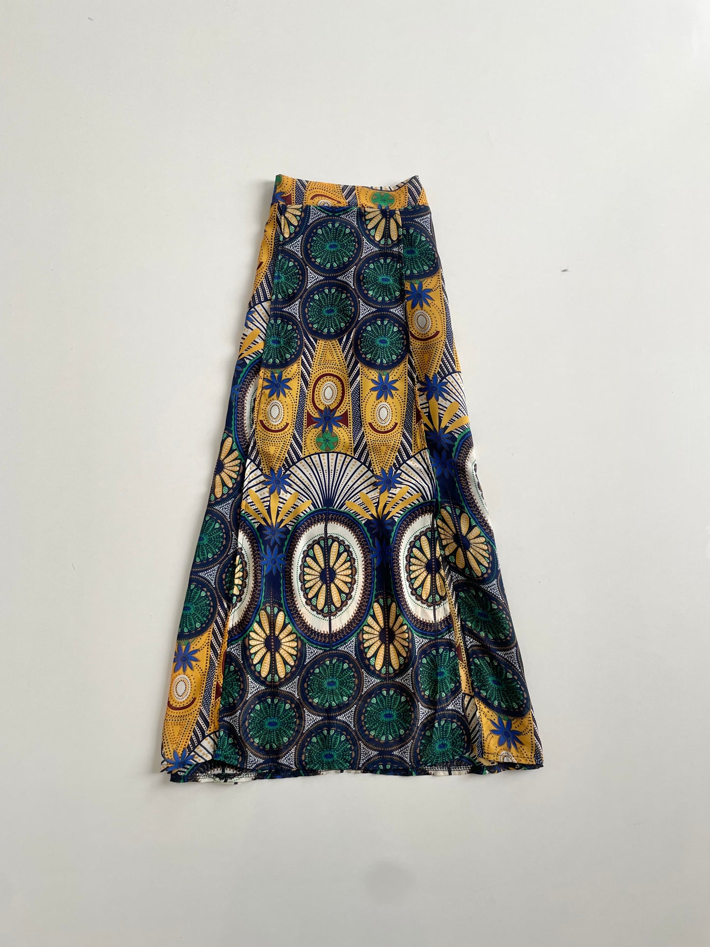 Vintage Art Skirt-Waist 28 to 30