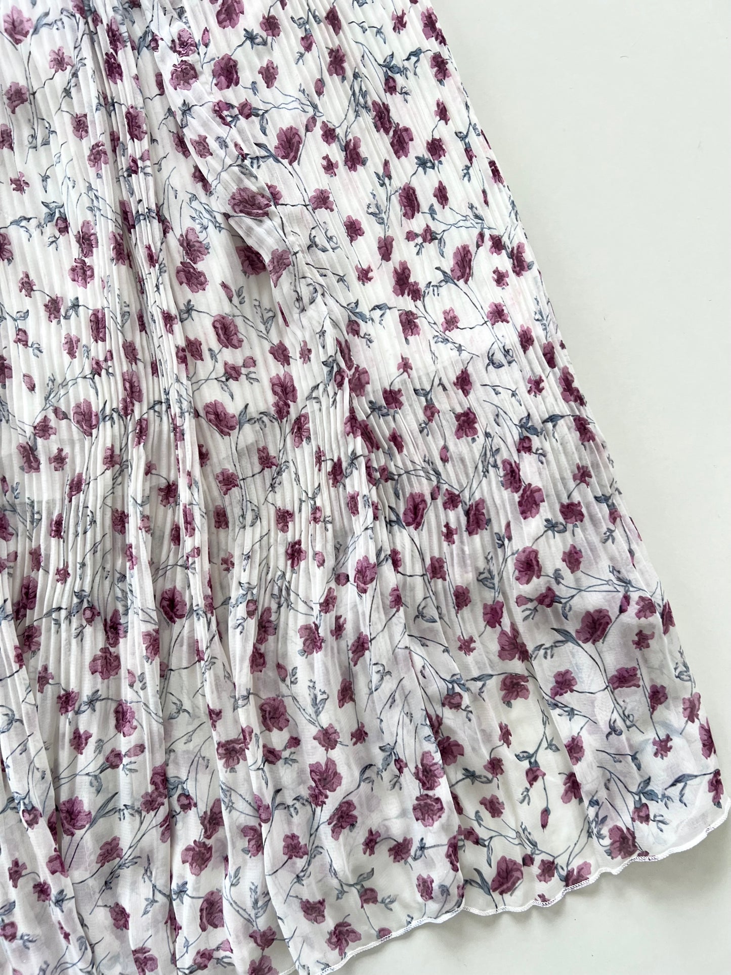 Pleated Floral Skirt-Waist 26 to 32