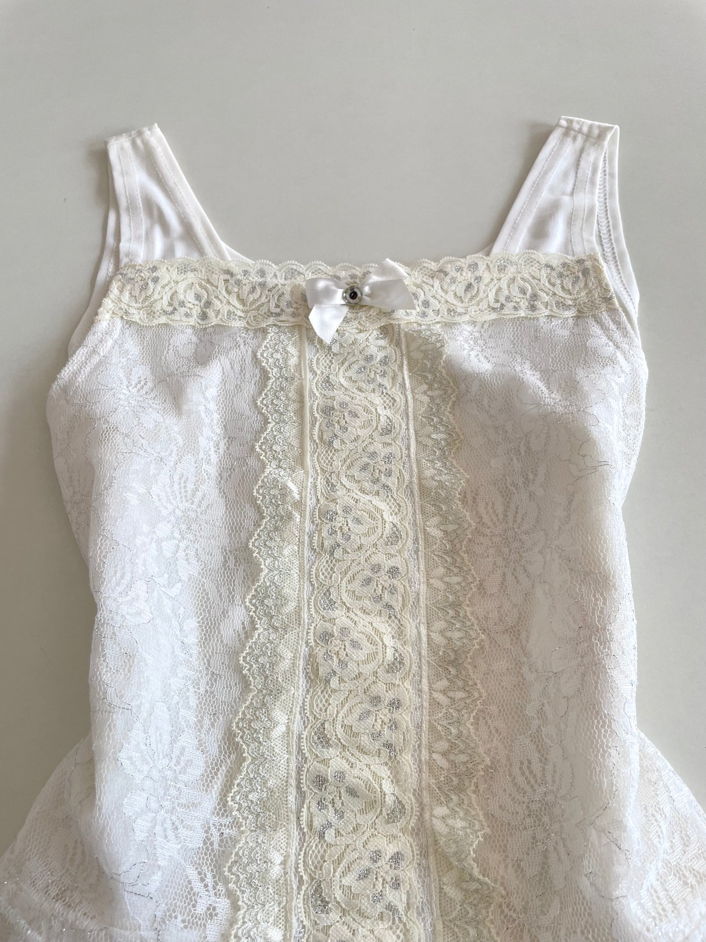Vintage Lace Top-Bust 32 to 34