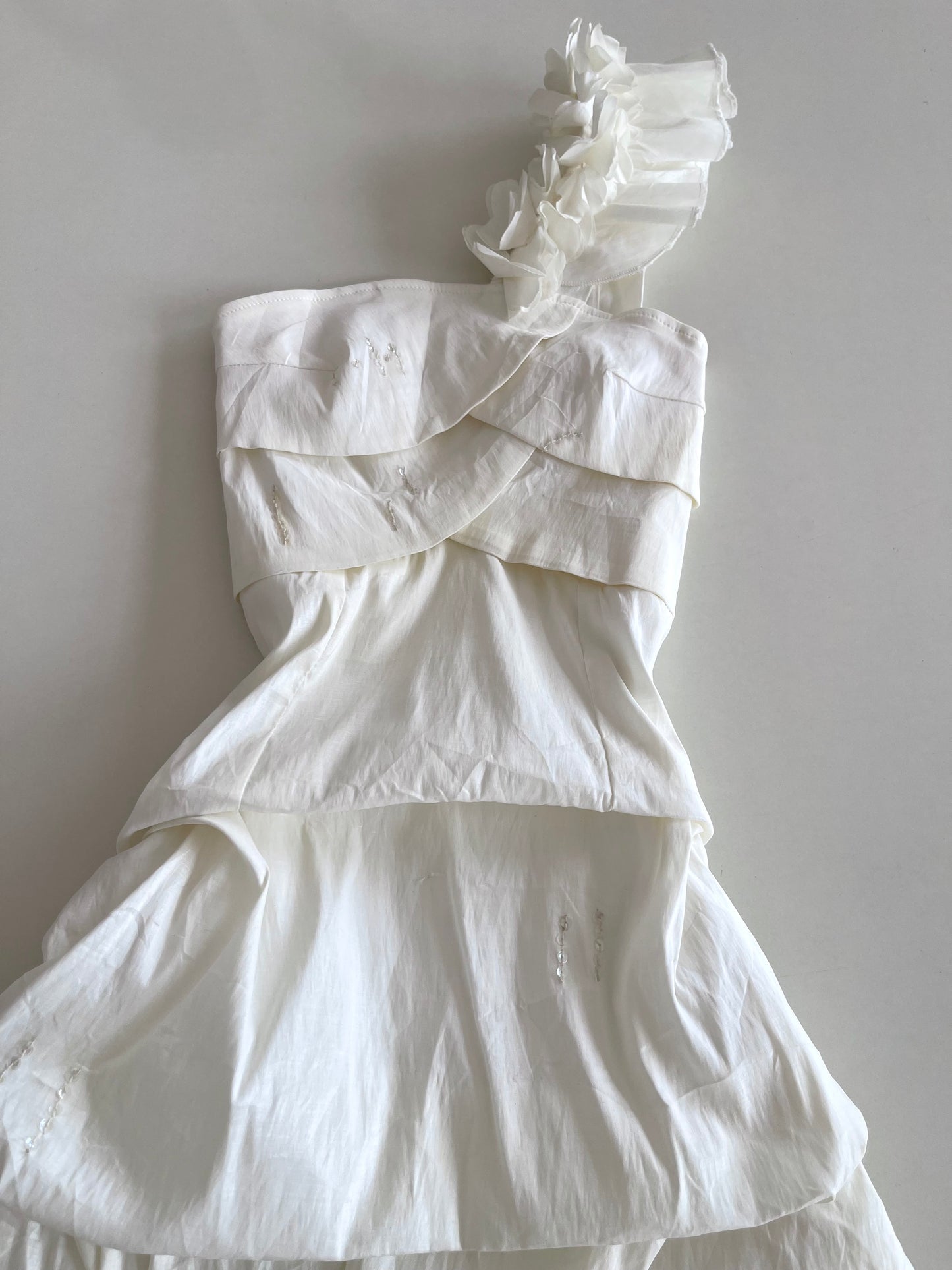 Vintage White Dress-Bust 28