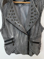 Load image into Gallery viewer, Me Sense Denim Vest-Bust 30