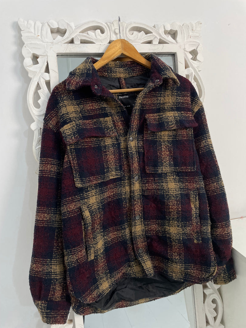 Bershka Super Thick Puffer Shacket-Chest 40