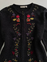 Load image into Gallery viewer, Embroidered Zipper Sweater-Bust 44
