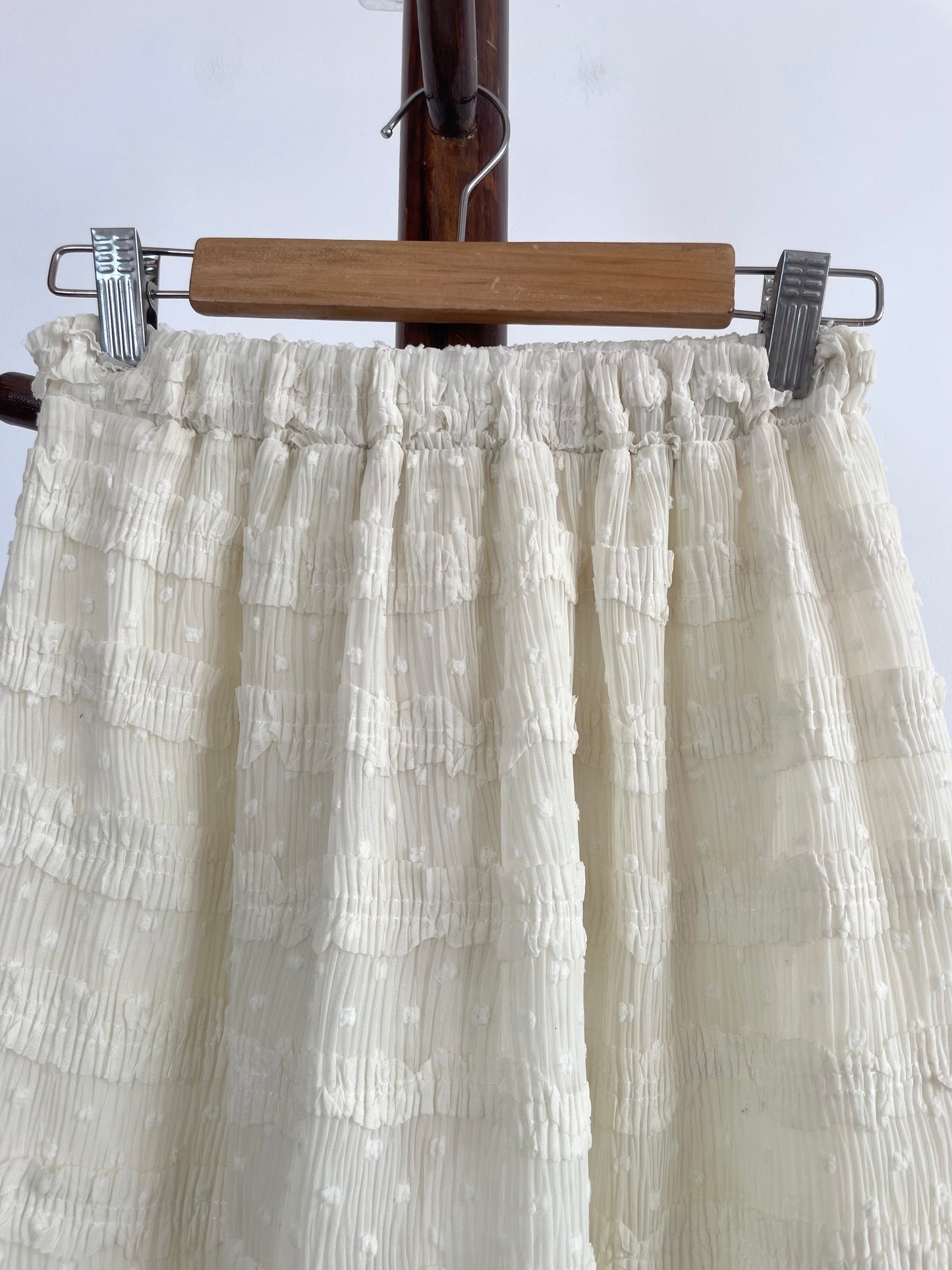 Vintage Cream Skirt-Waist 24 to 30