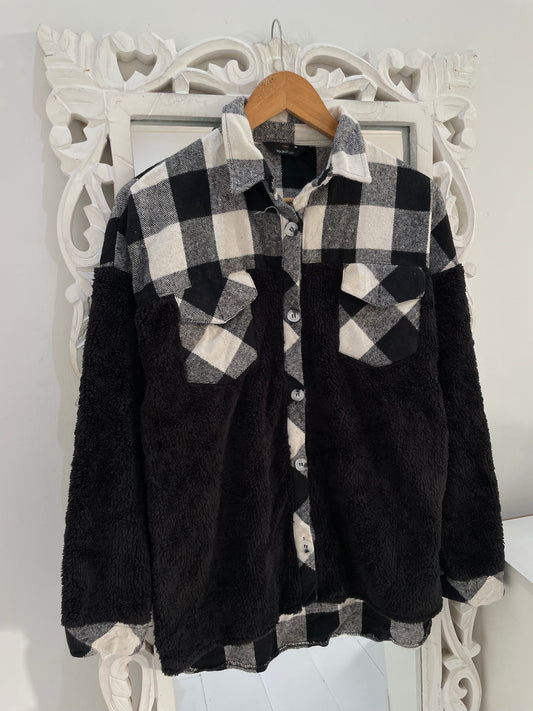 Thick Warm Shacket-Chest 38