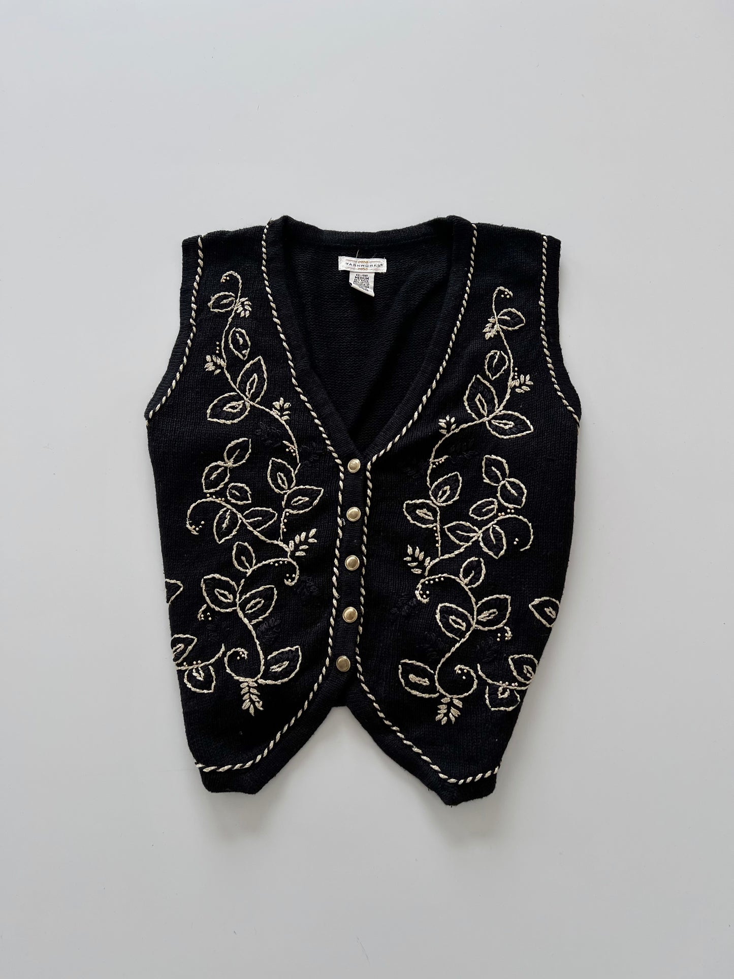 Yarnworks Embroidered Sweater-Bust 40