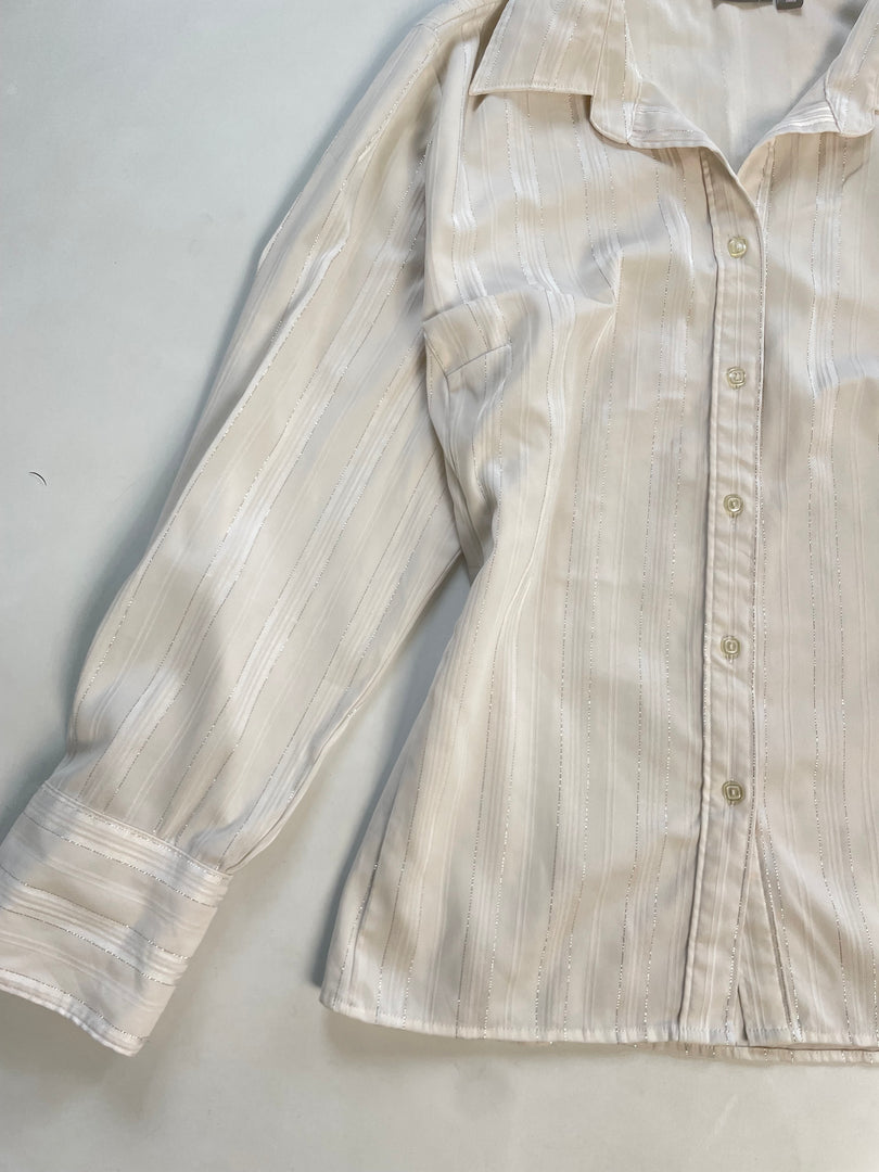 Apt'9 Shirt-Bust 48 – Outdated