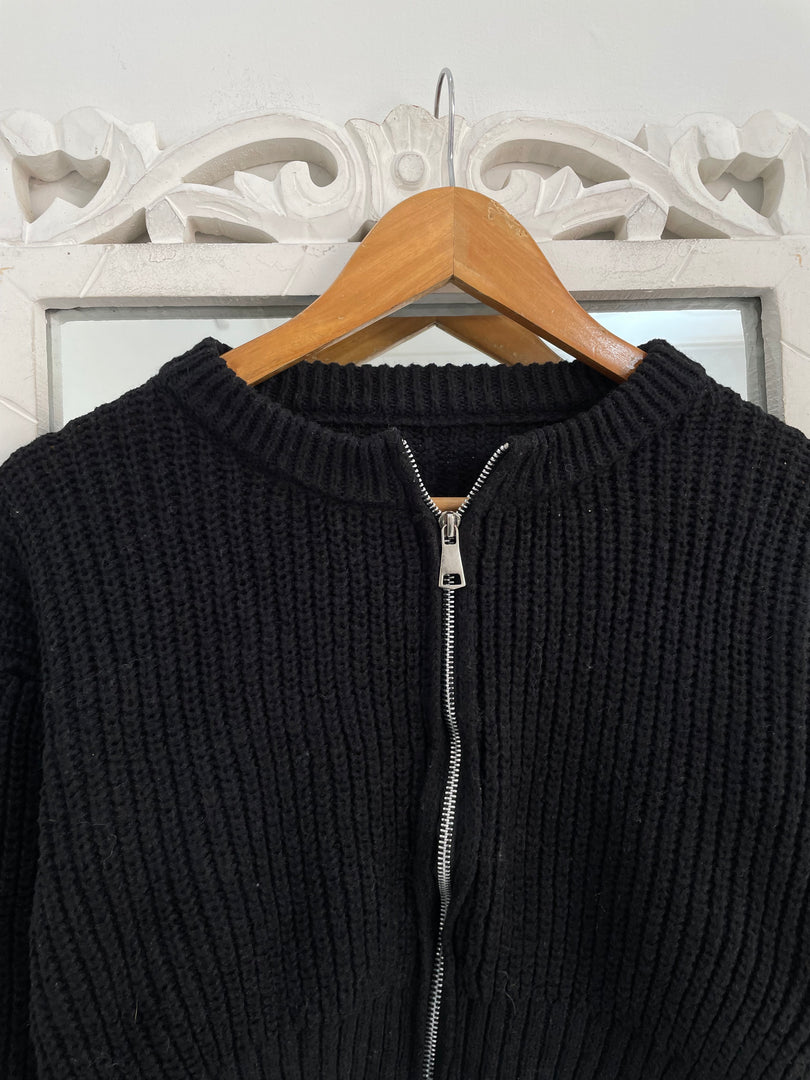 Thick Zipper-Bust 46