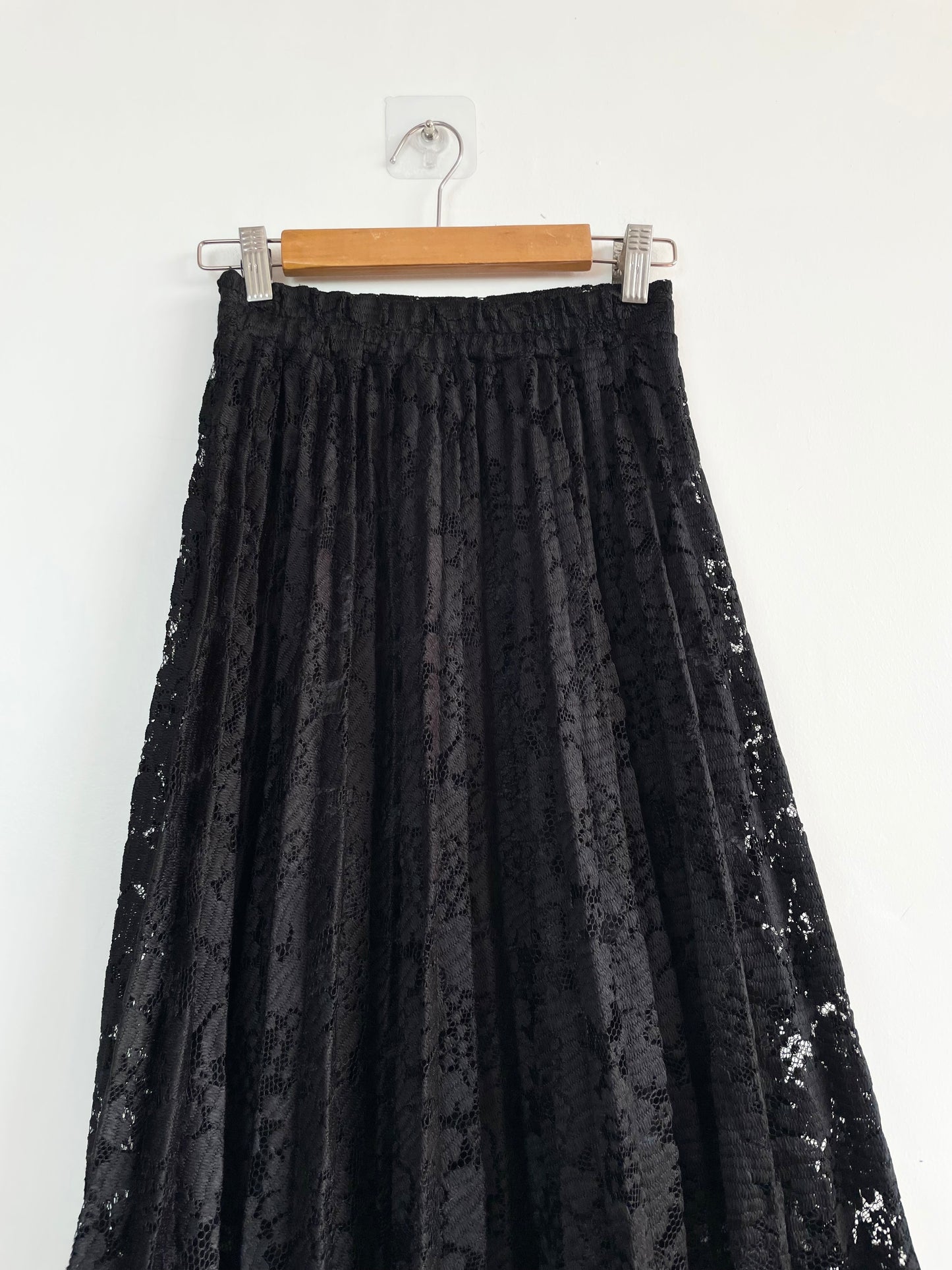 Lace Black Skirt-Waist 24 to 26
