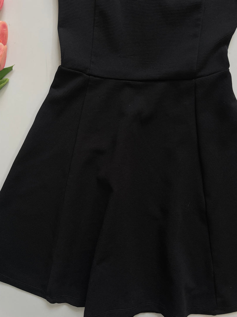 H&M BLACK DRESS BUST 26