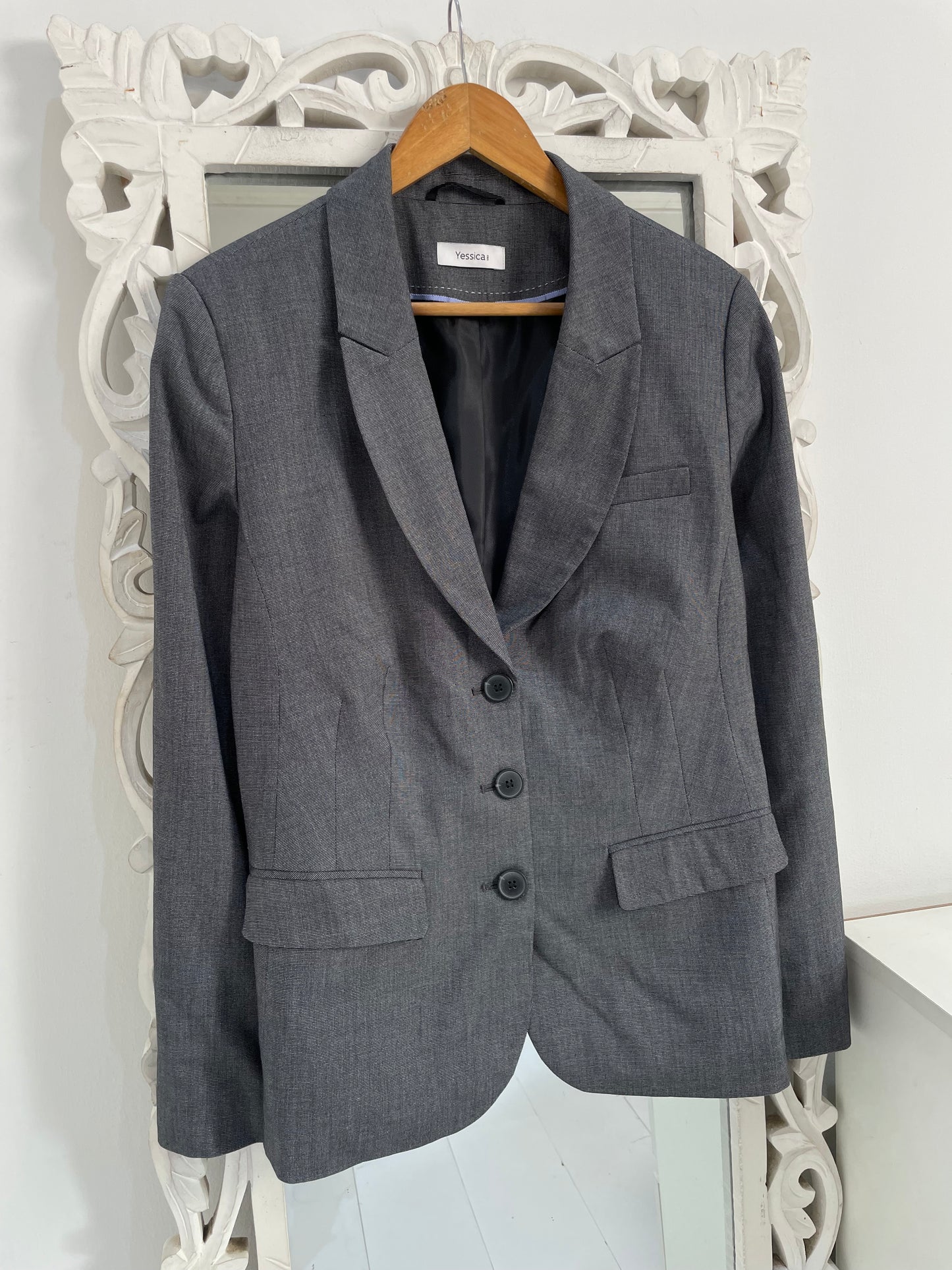 Yessica Blazer-Chest 42