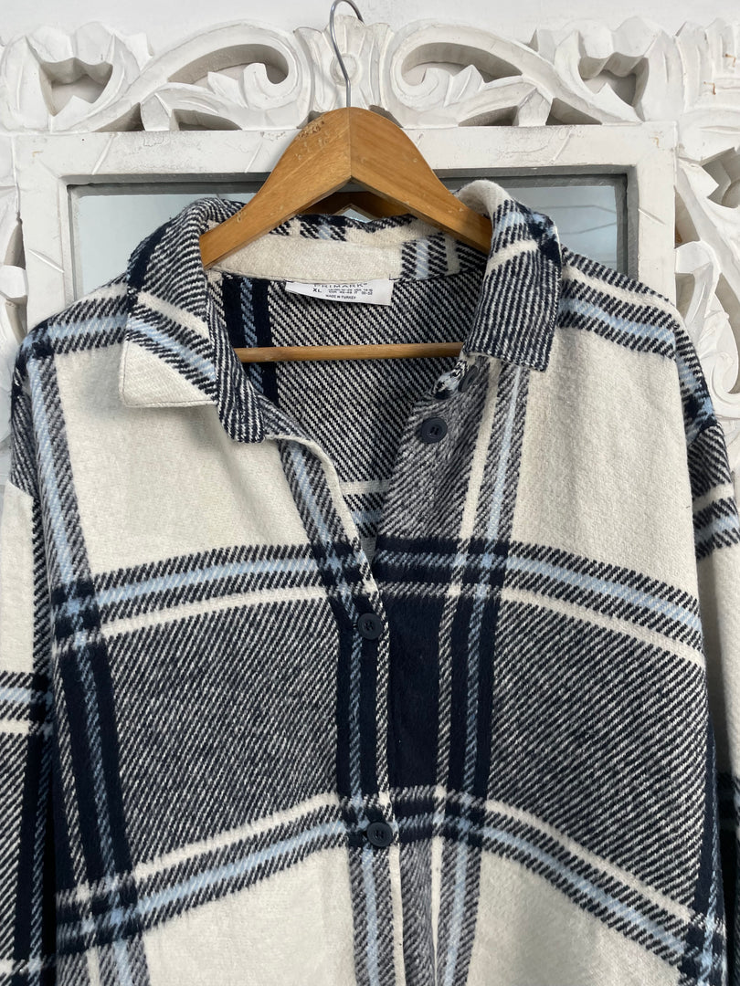 Super Thick Shacket-Chest 54