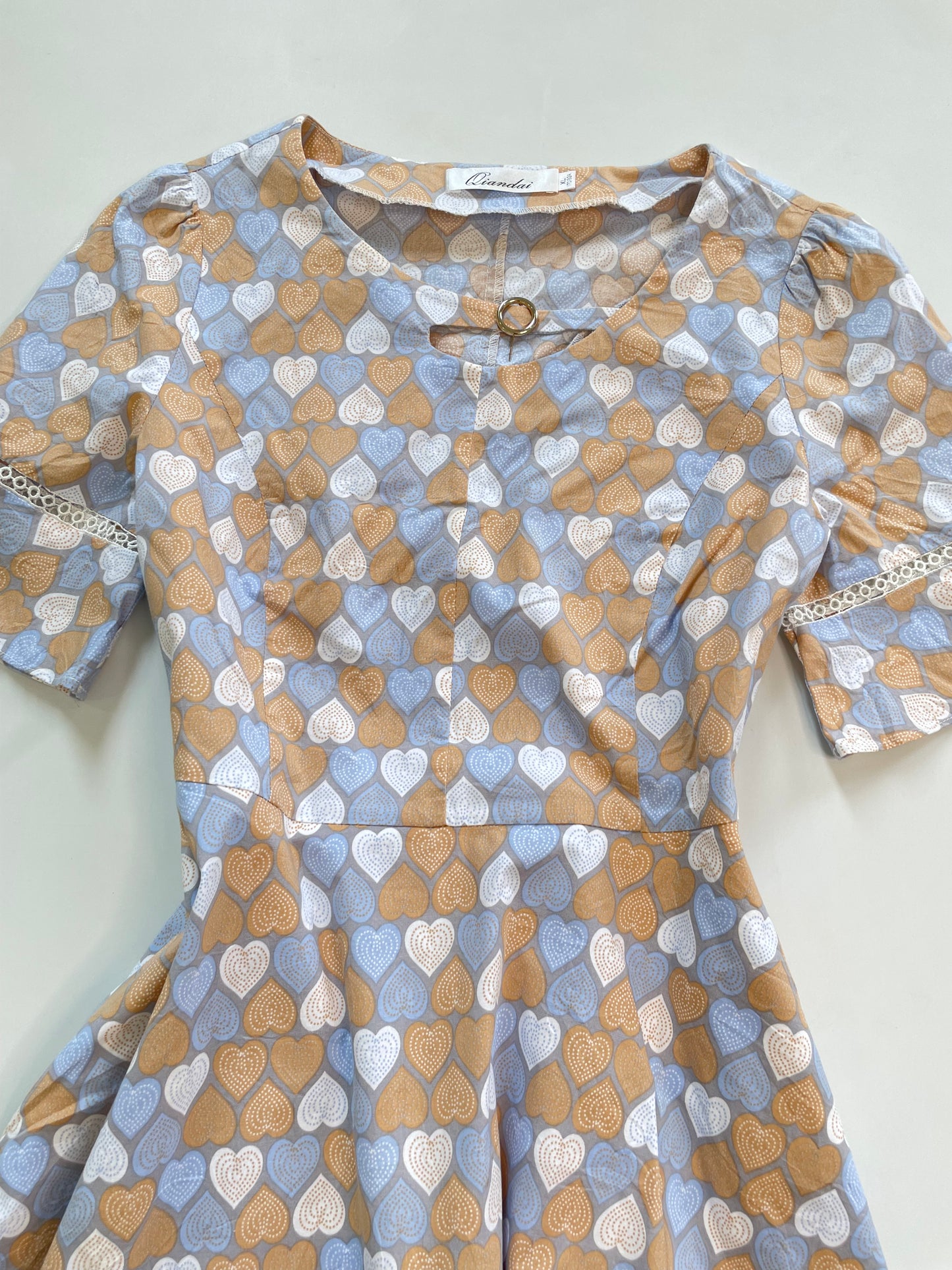 Dress-Bust 34
