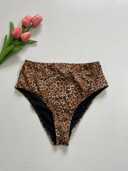 BIKINI SET - BUST 30 to 32 , WAIST 24 to 28