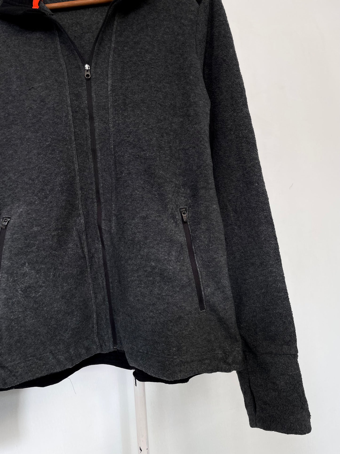 H&m Fleece Jacket-Bust 40
