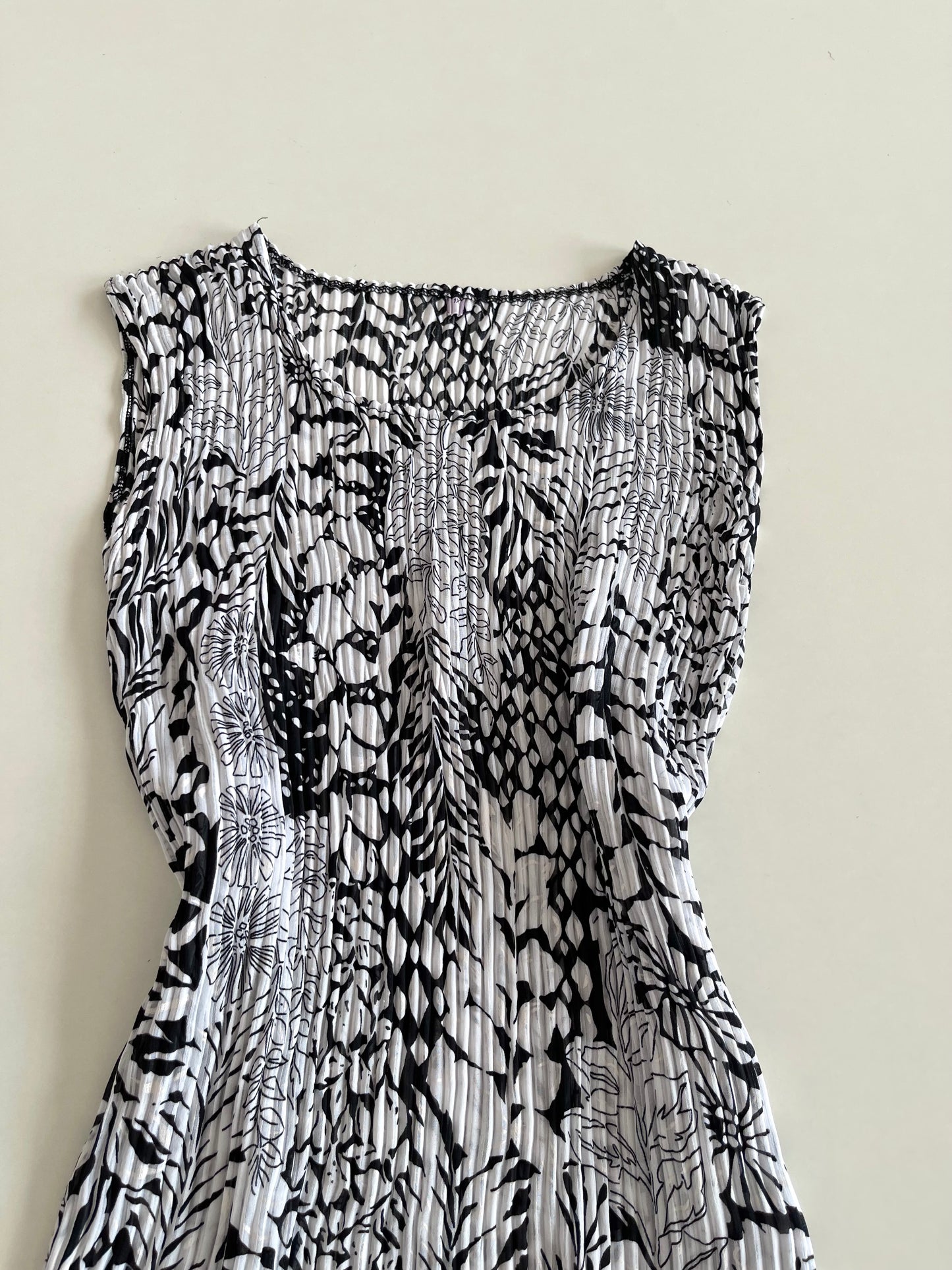 Vintage Pleated Sheer Top-Bust 38