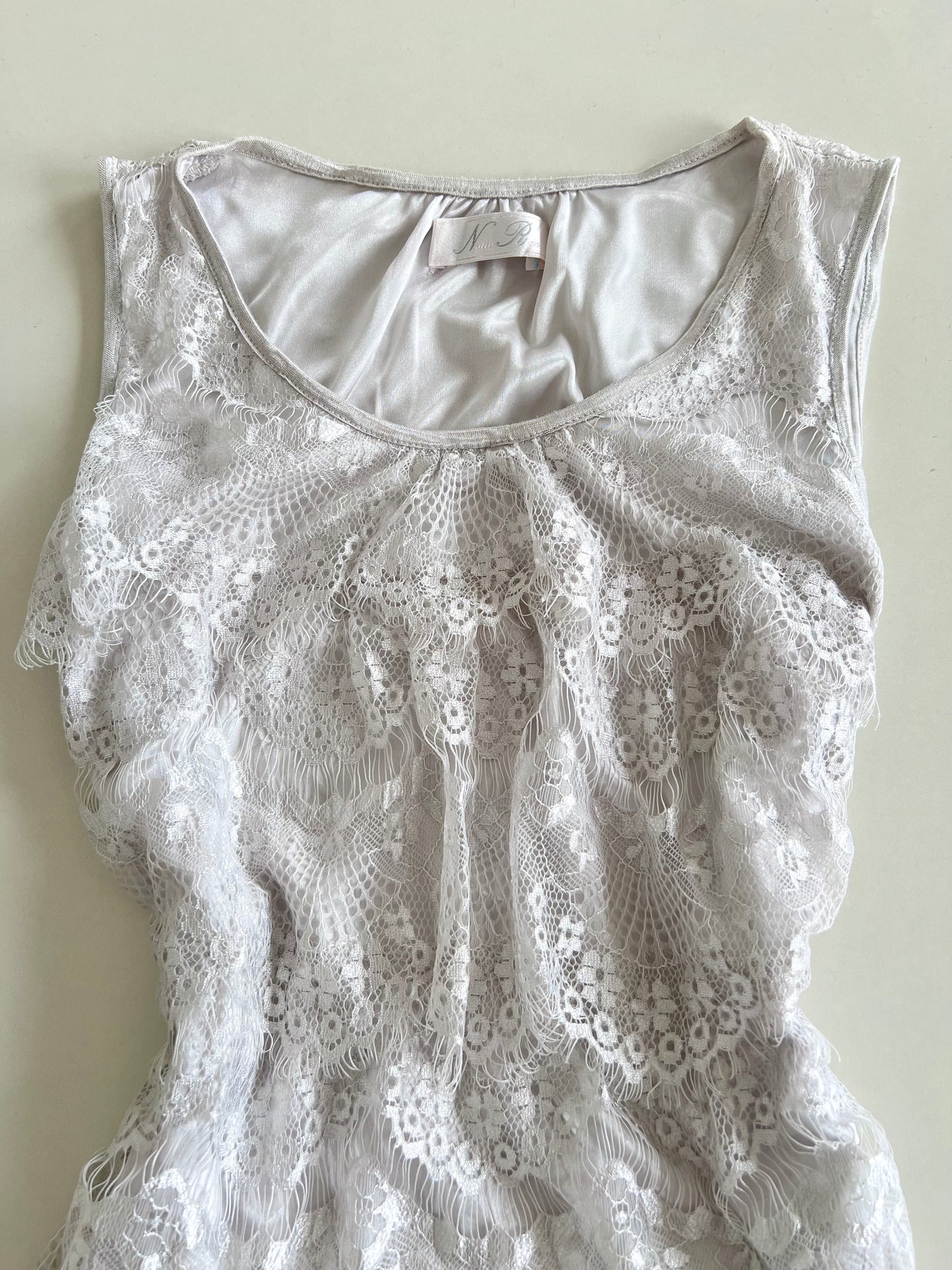 Nour Rae Lace Vintage Top-Bust 34