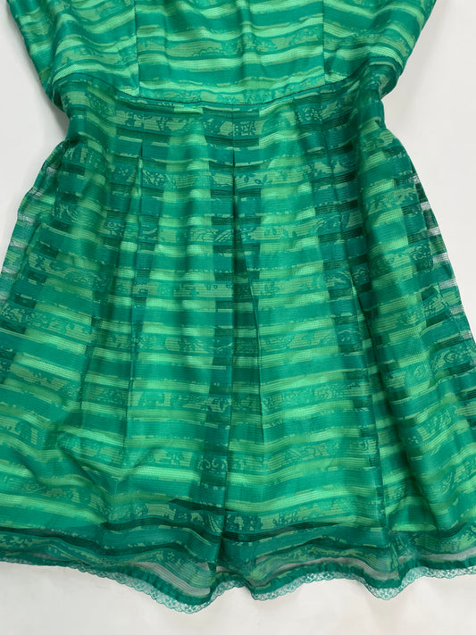 Dress-Bust 42