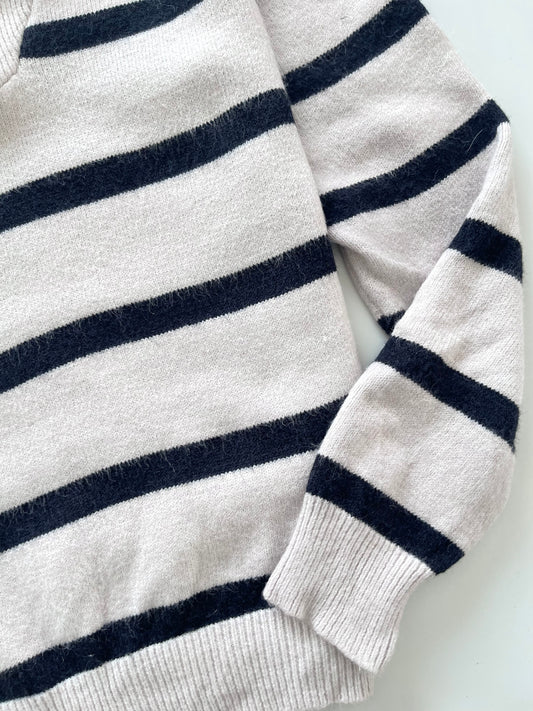 Chunky Pinterest Sweater-Bust 38