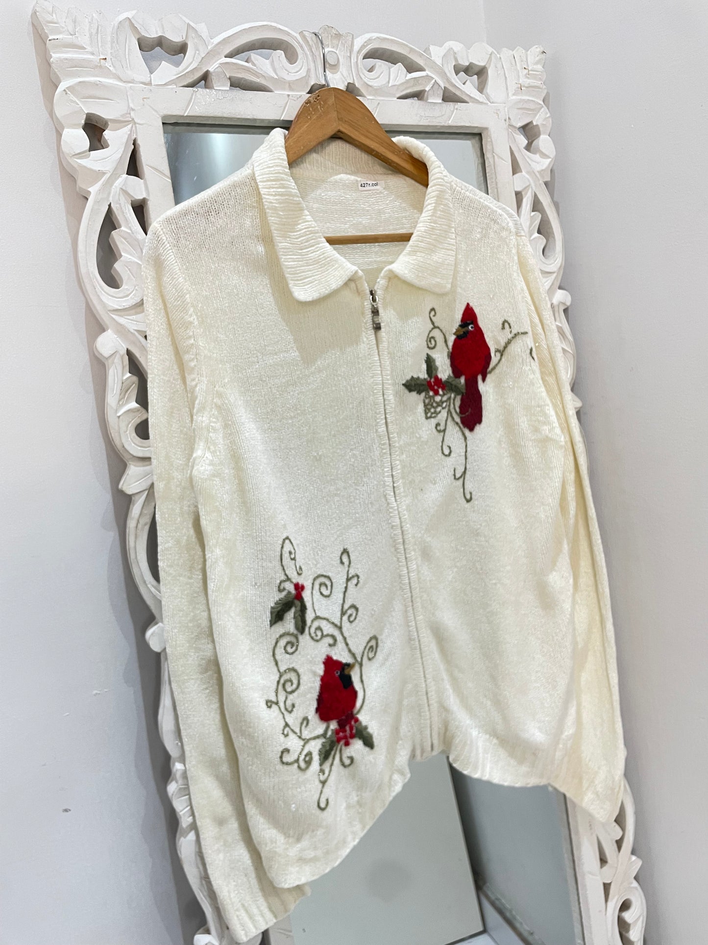 Embroidered Vintage Sweater-Bust 44