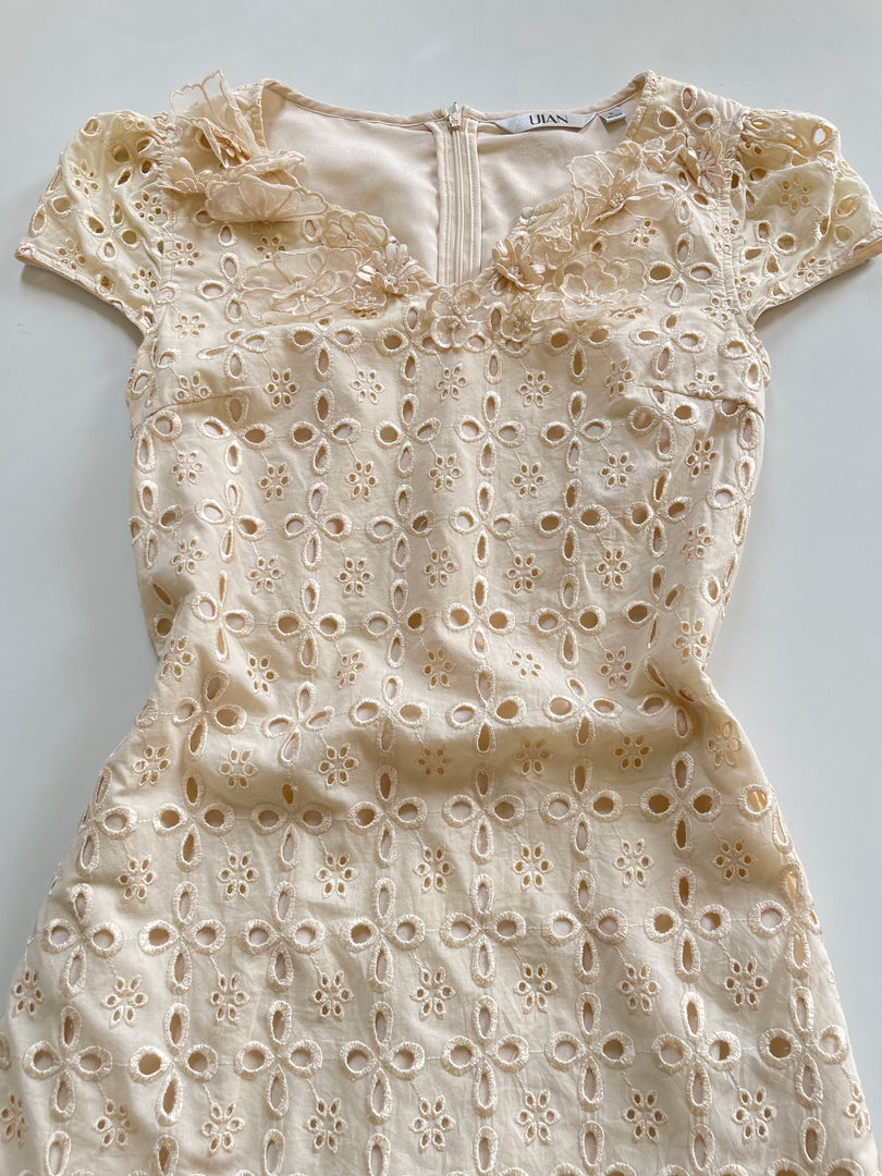 Eyelet Dress-Bust 30 to 32