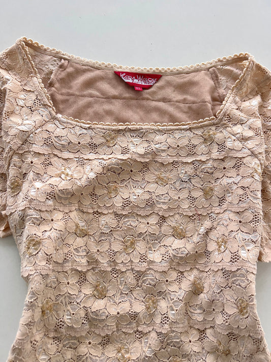 Kev Wear Lace Vintage Top-Bust 36 to 38