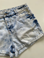 Load image into Gallery viewer, MOM DENIM SHORTS - WAIST 32
