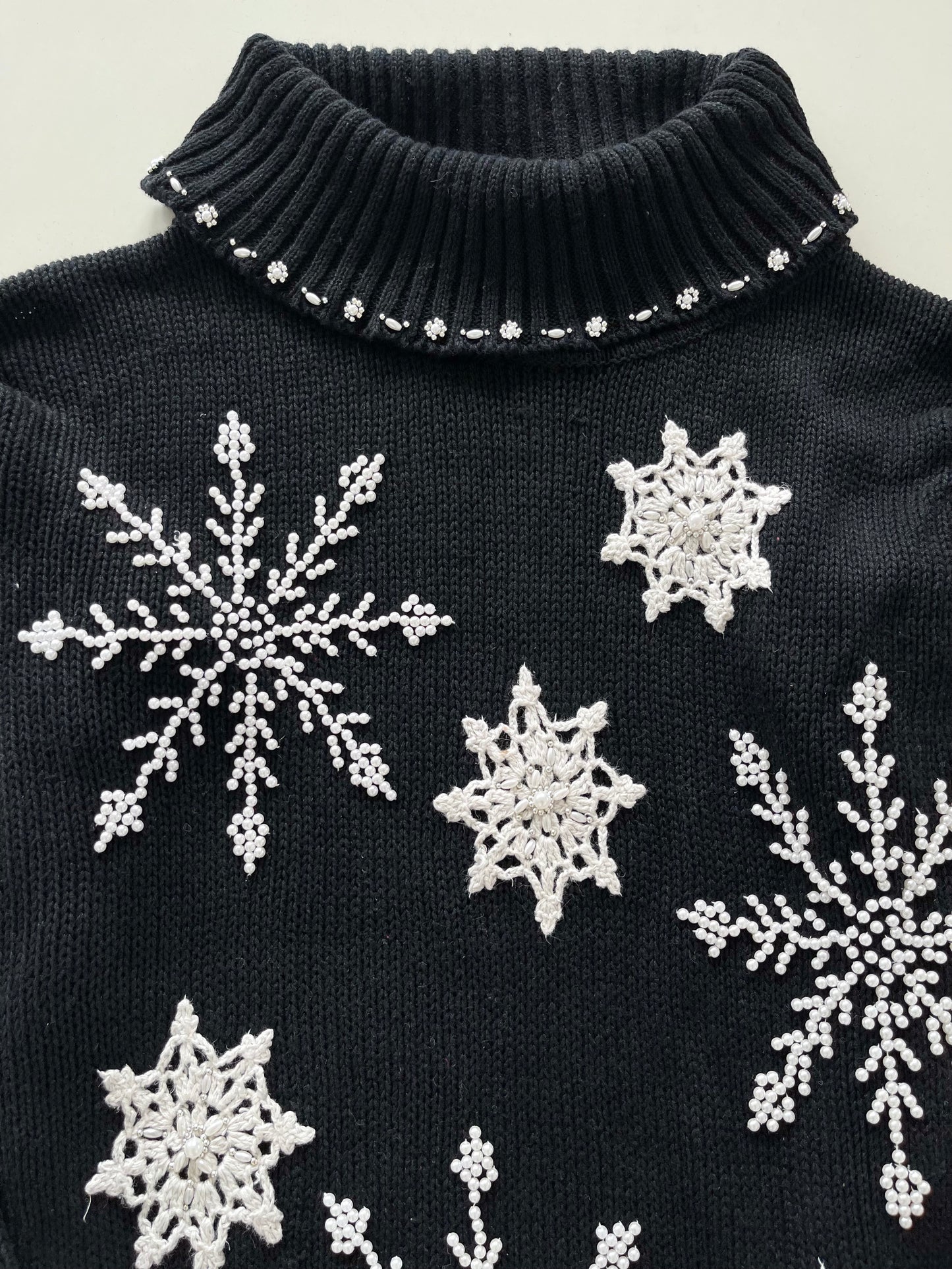 Victoria Jones Embroidered Vintage Sweater-Bust 44