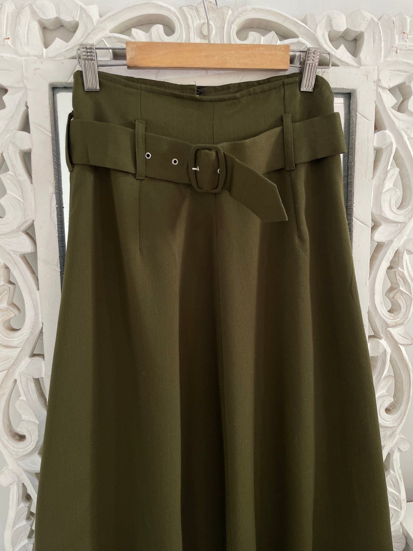 Tiagu’s Vintage Skirt-Waist 26