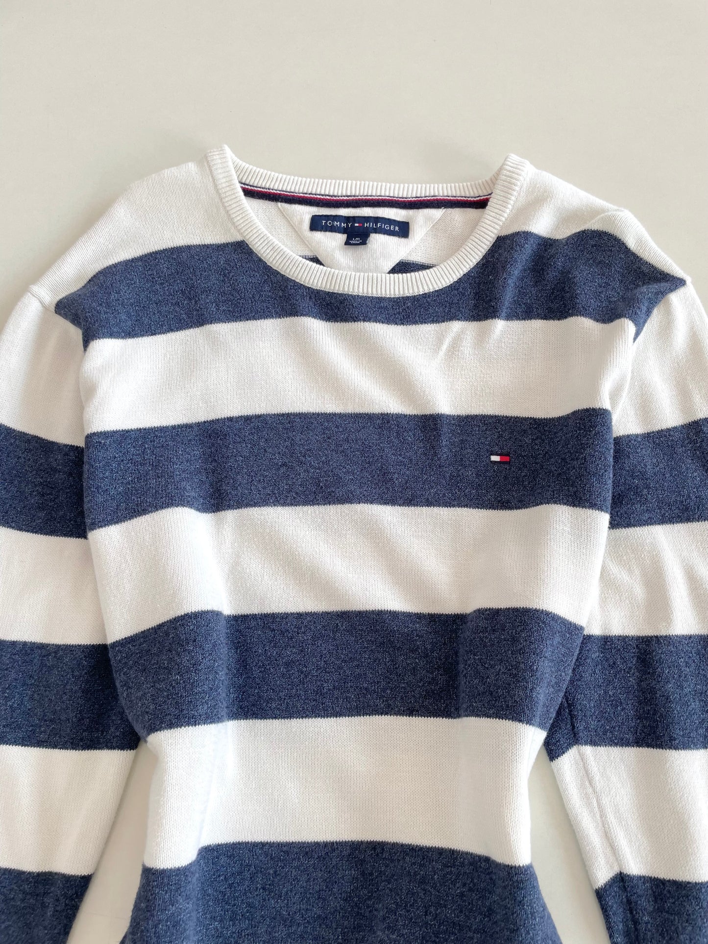 Tommy Hilfiger Vintage Sweater-Bust 46 to 48