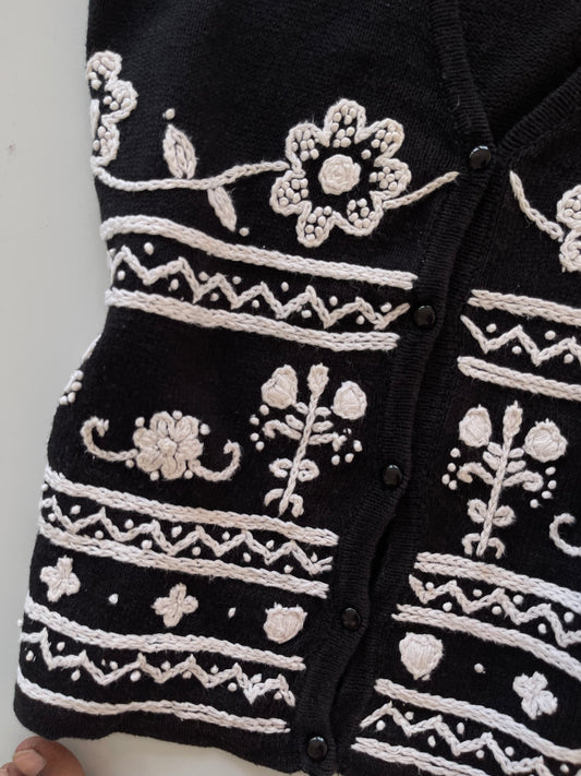 Geomoda Embroidered Vest Sweater-Bust 42