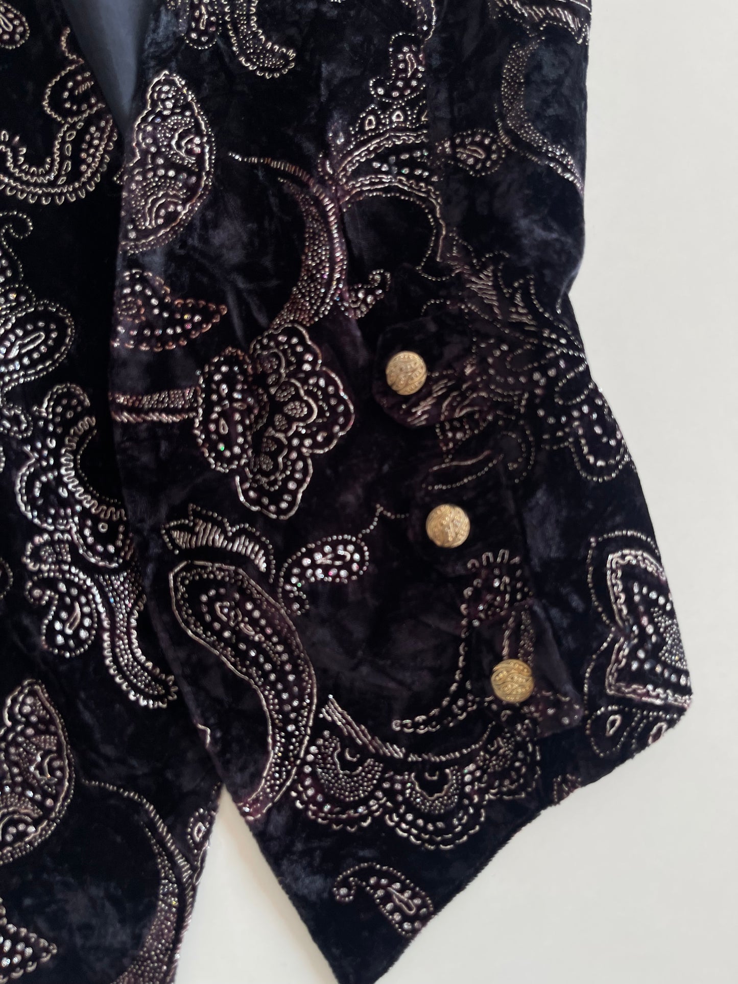 Vintage Embroidered Waistcoat-Bust 44