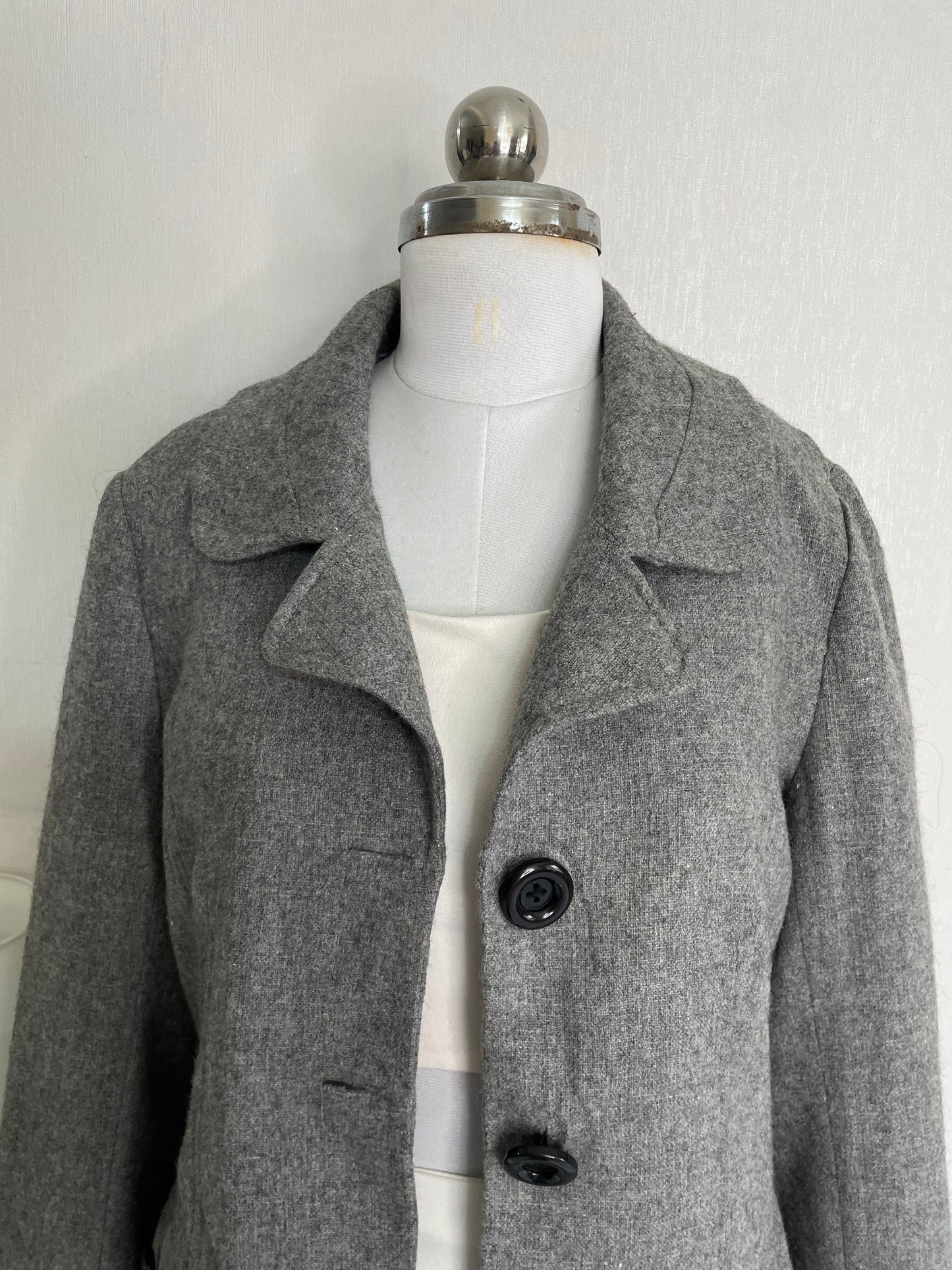 GRAY TWEED BLAZER - BUST 36