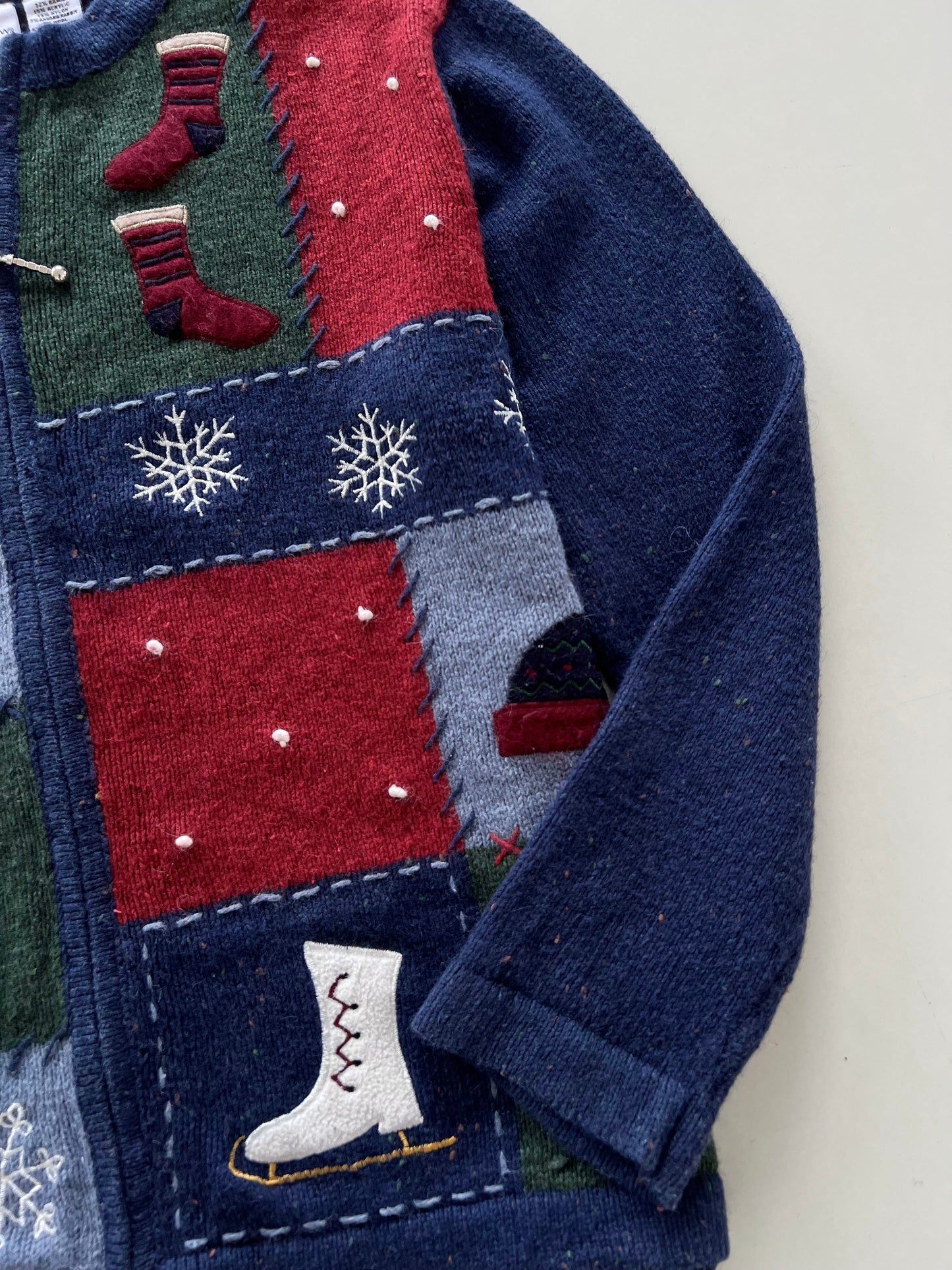 Croft & Barrow Christmas Zipper -Bust 44