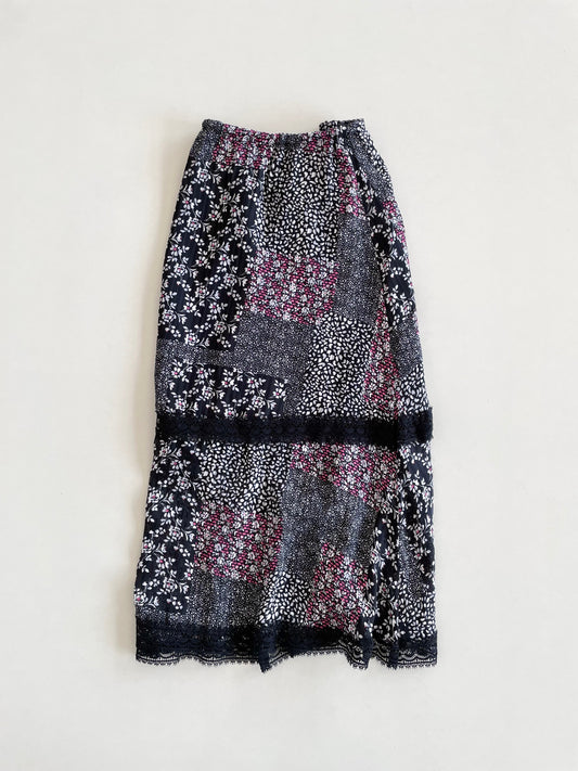 Lacy Vintage Skirt-Waist 30 to 38