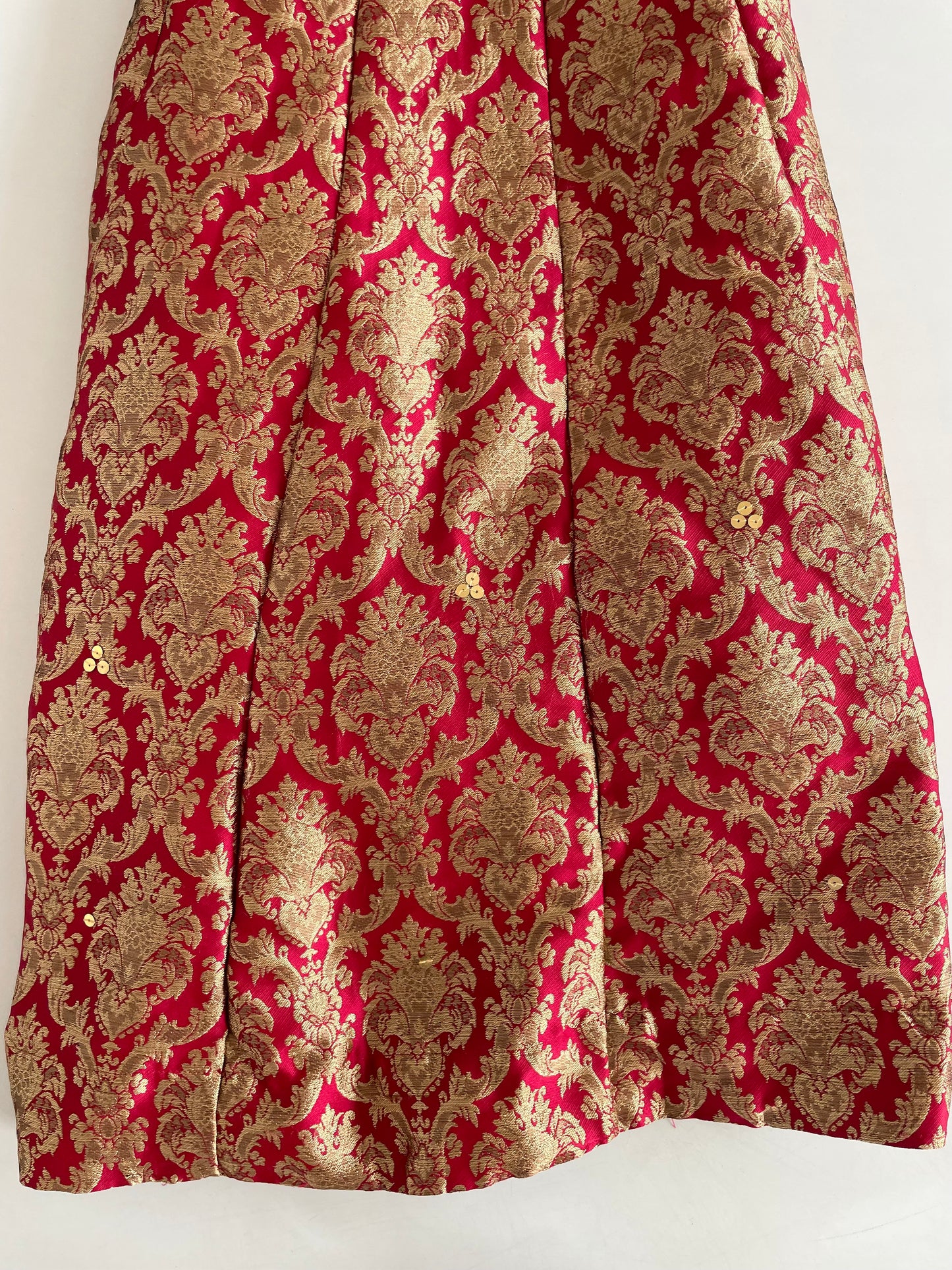 Jacquard Skirt - Waist 22 to 26