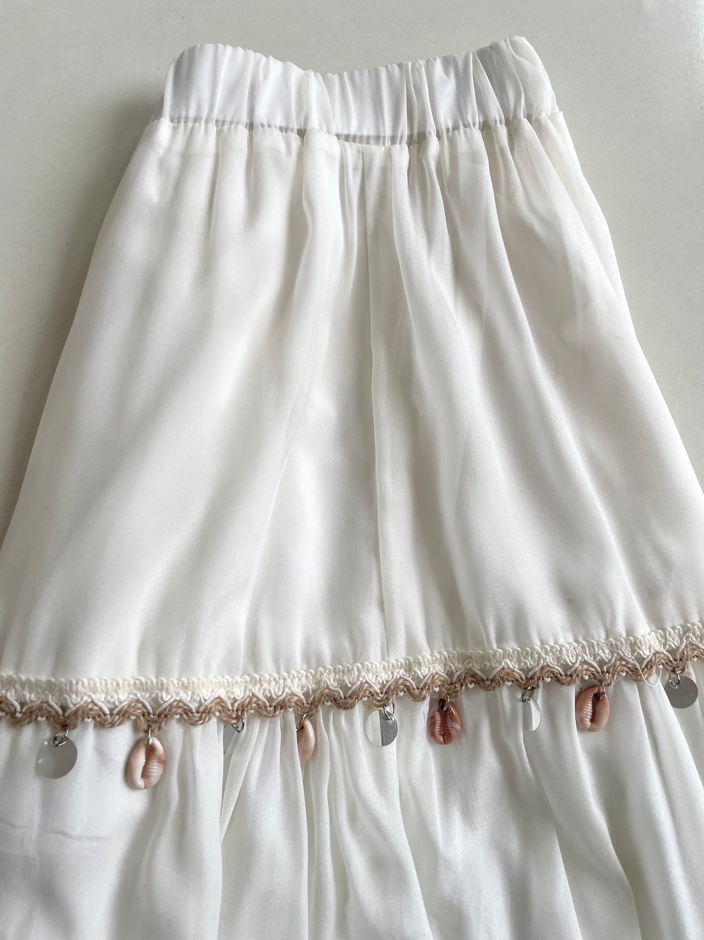 Vintage White Skirt-Waist 24 to 28