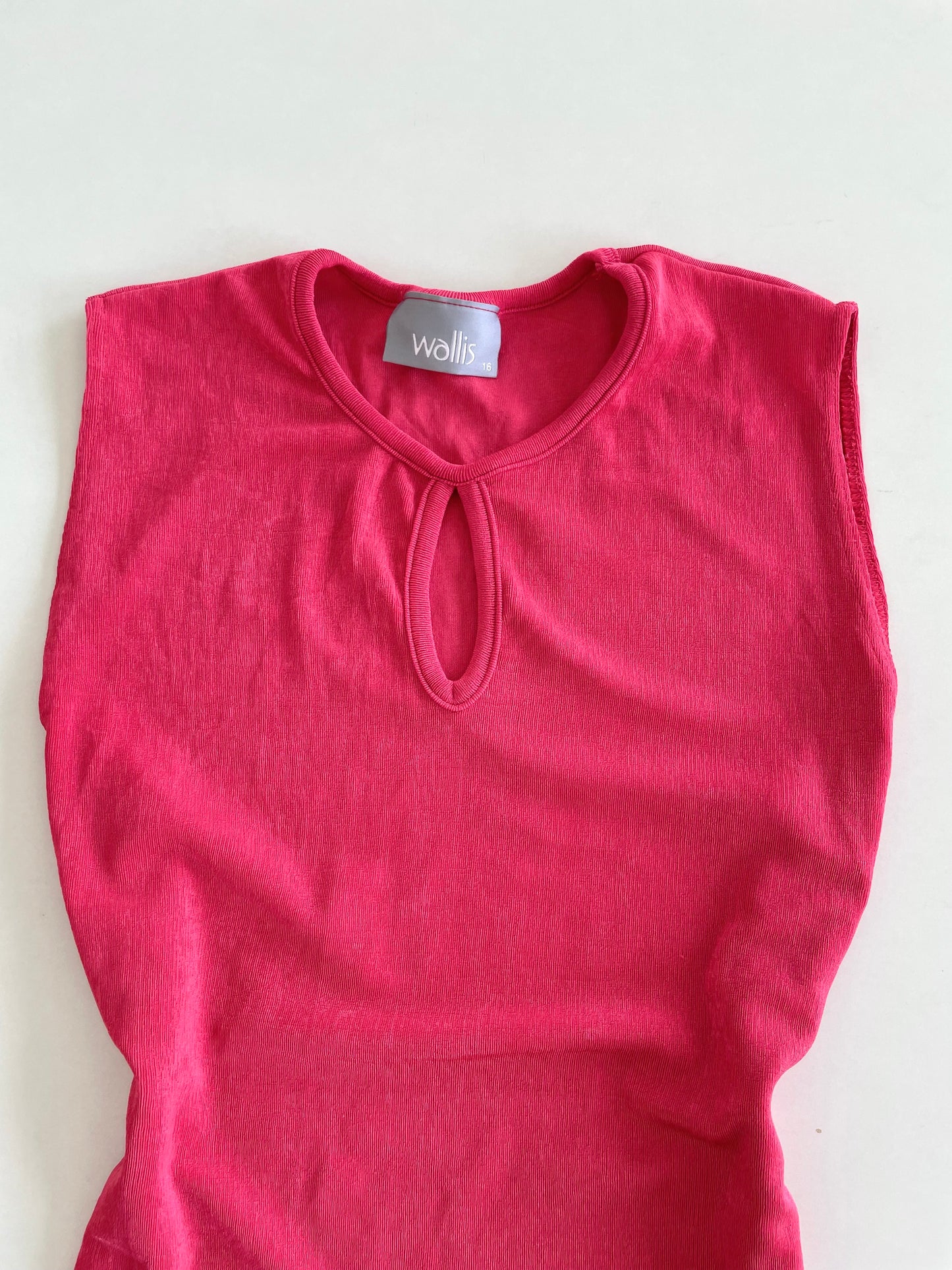 Wallis Vintage Peephole Top-Bust 38 to 42