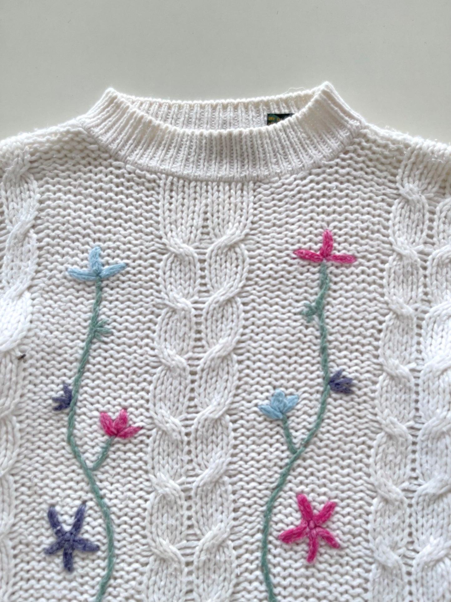 Tilbury Hand Embroidered Vintage Sweater-Bust 48