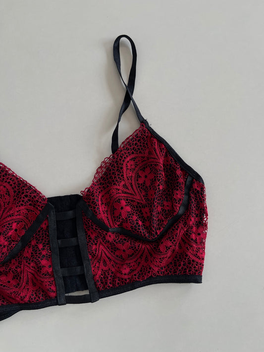Lace Top-Bust 32 to 34