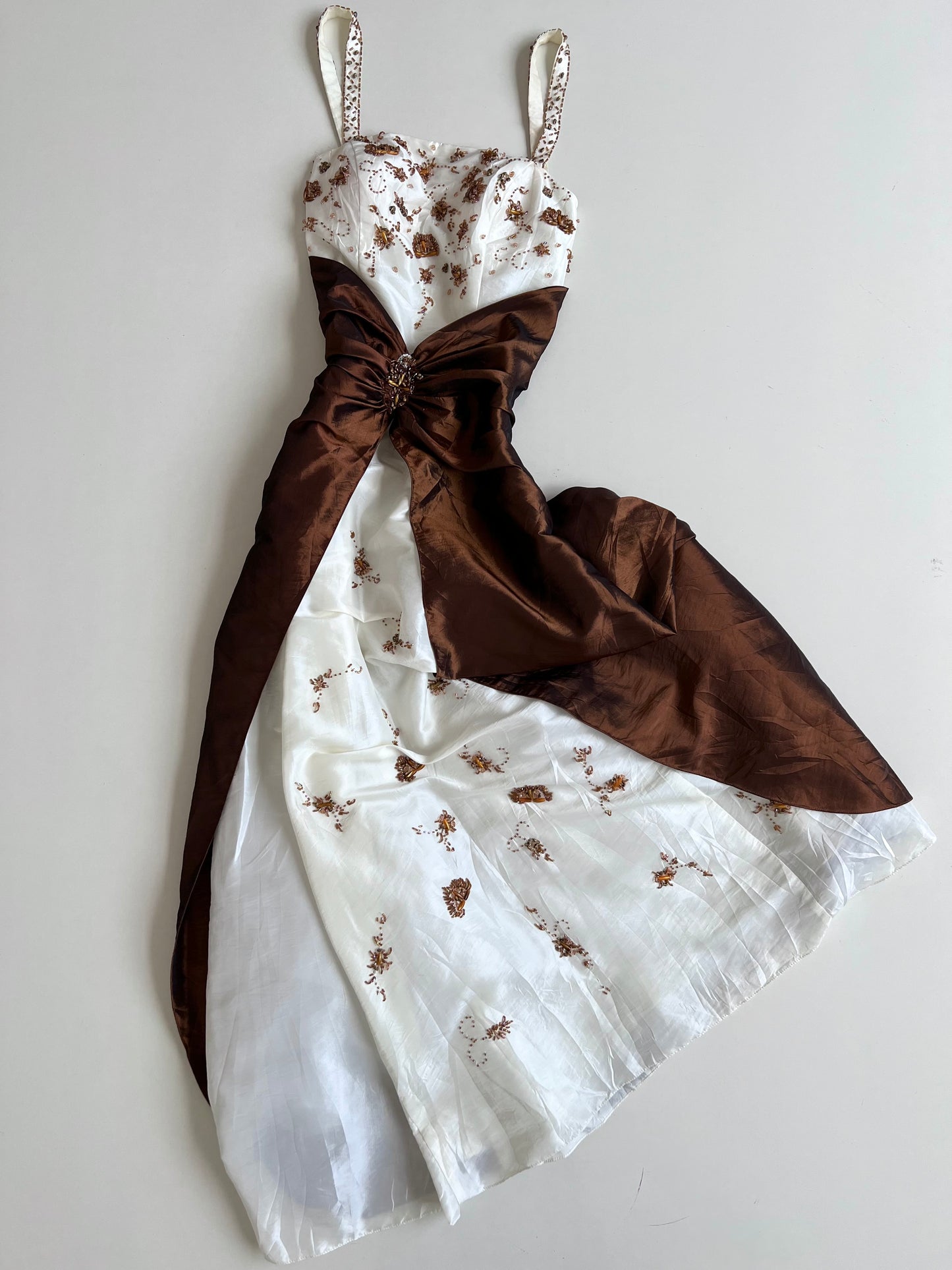 Lenovia Embroidered Vintage Dress-Bust 36 to 38